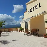 Vittoria 3*